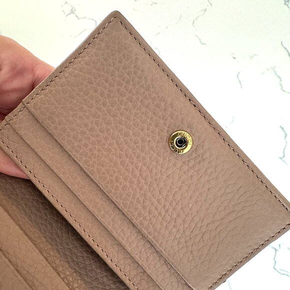 Authentic Gucci Blind for Love Bee Leather Creamy Pink Wallet - Picture 14 of 15